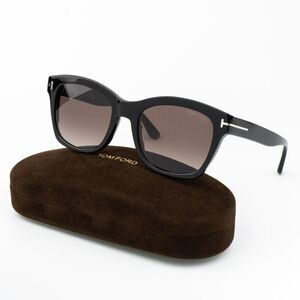 Tom Ford LAUREN-02 Women Sunglasses Gradient Burgundy Polarized Square FT0614/S